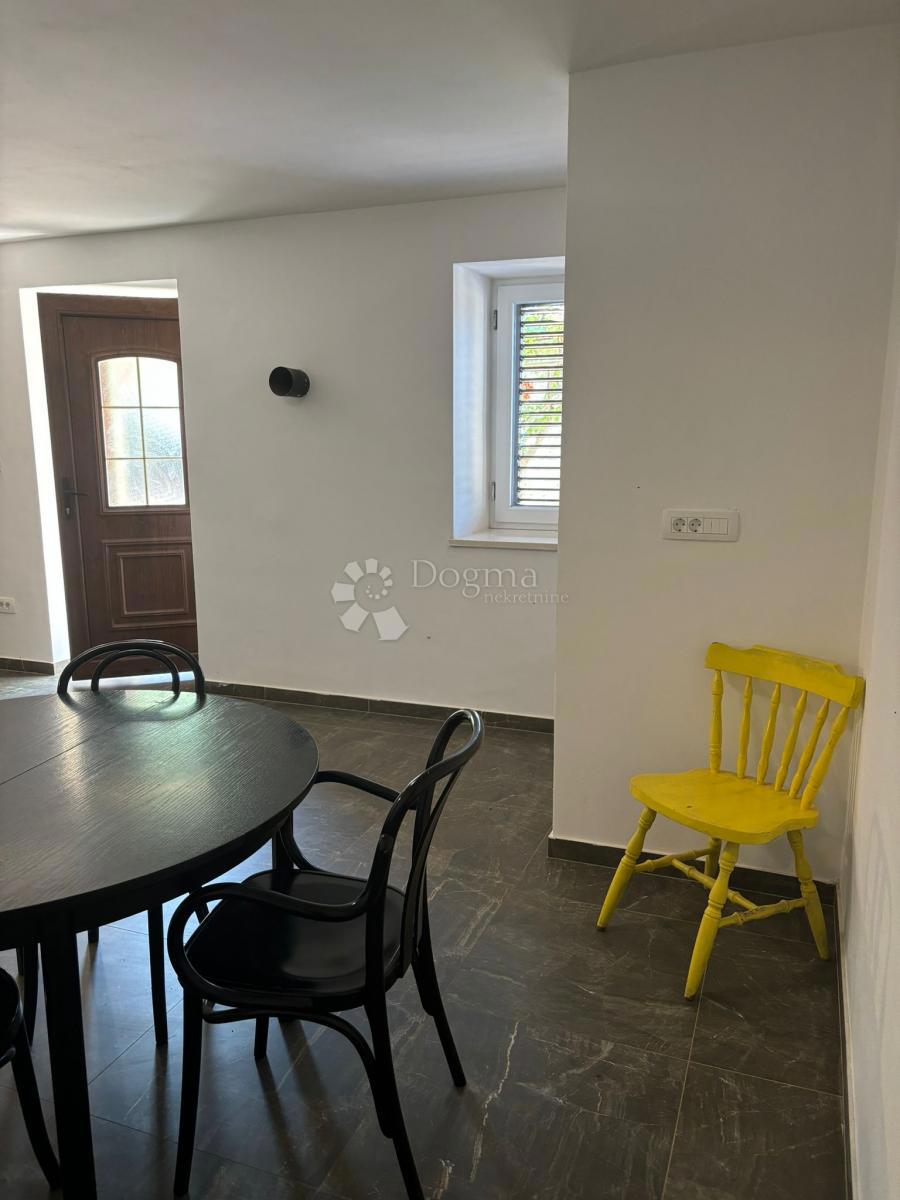 Hiša Bibići, Svetvinčenat, 160m2