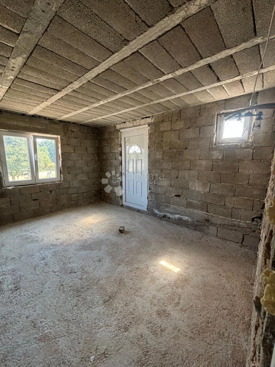 Hiša Bibići, Svetvinčenat, 160m2