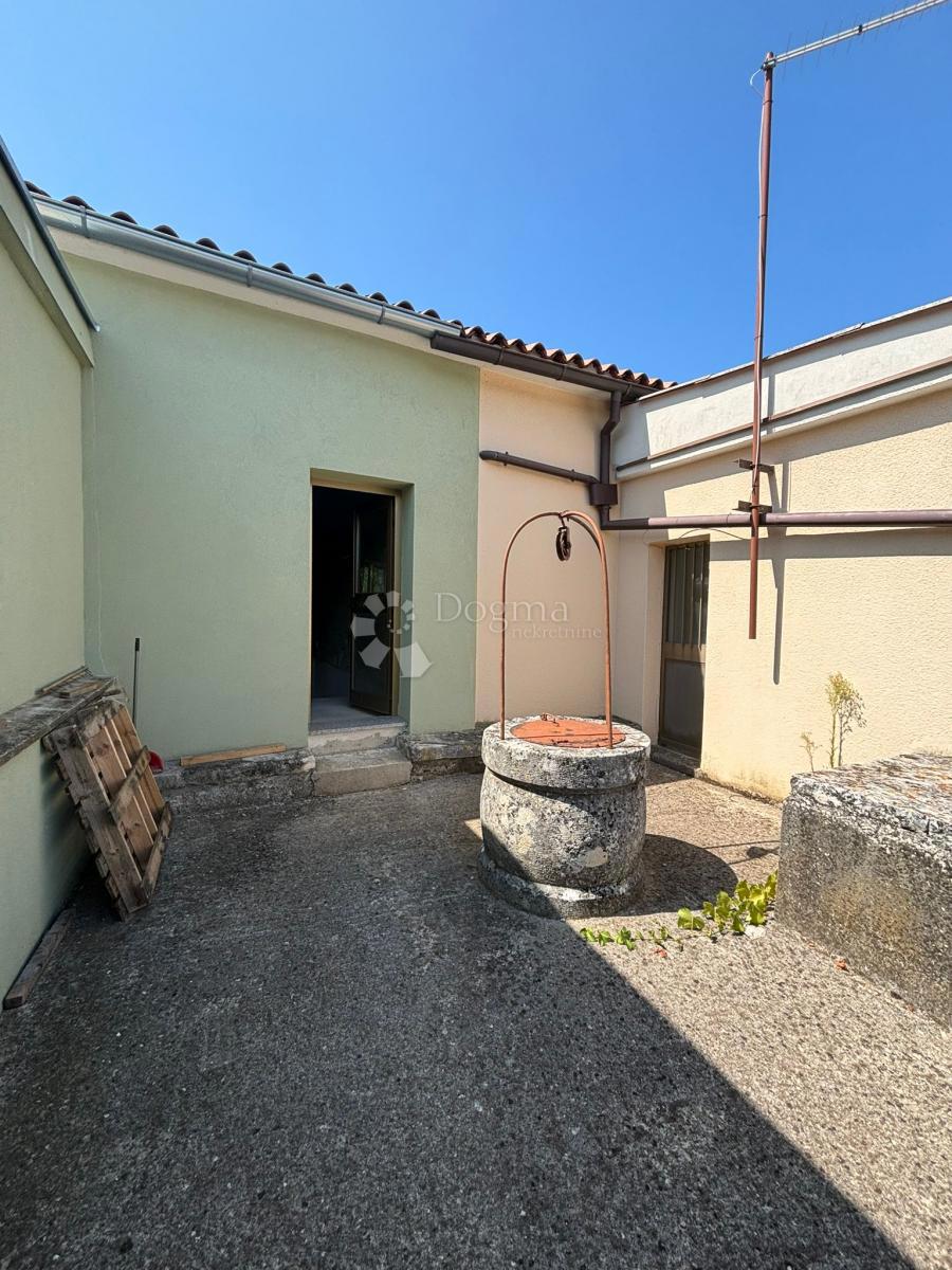 Hiša Bibići, Svetvinčenat, 160m2