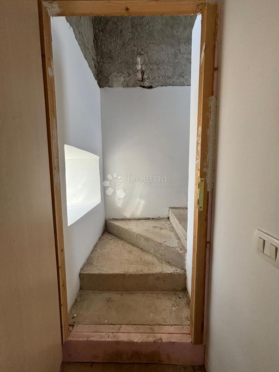 Hiša Bibići, Svetvinčenat, 160m2