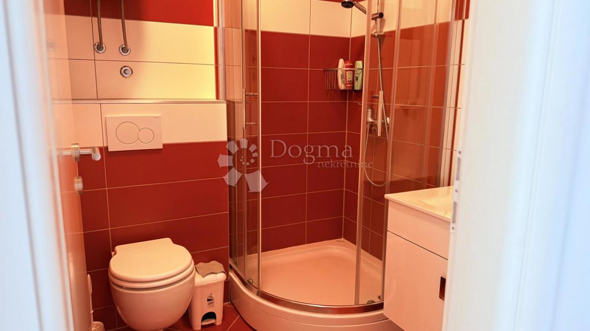 Stanovanje Baška Voda, 135,96m2