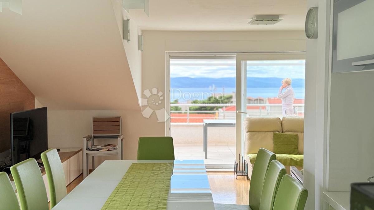 Stanovanje Baška Voda, 135,96m2