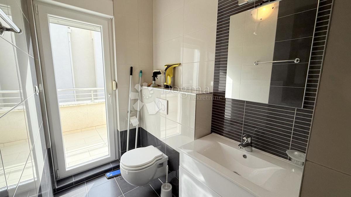 Stanovanje Baška Voda, 135,96m2