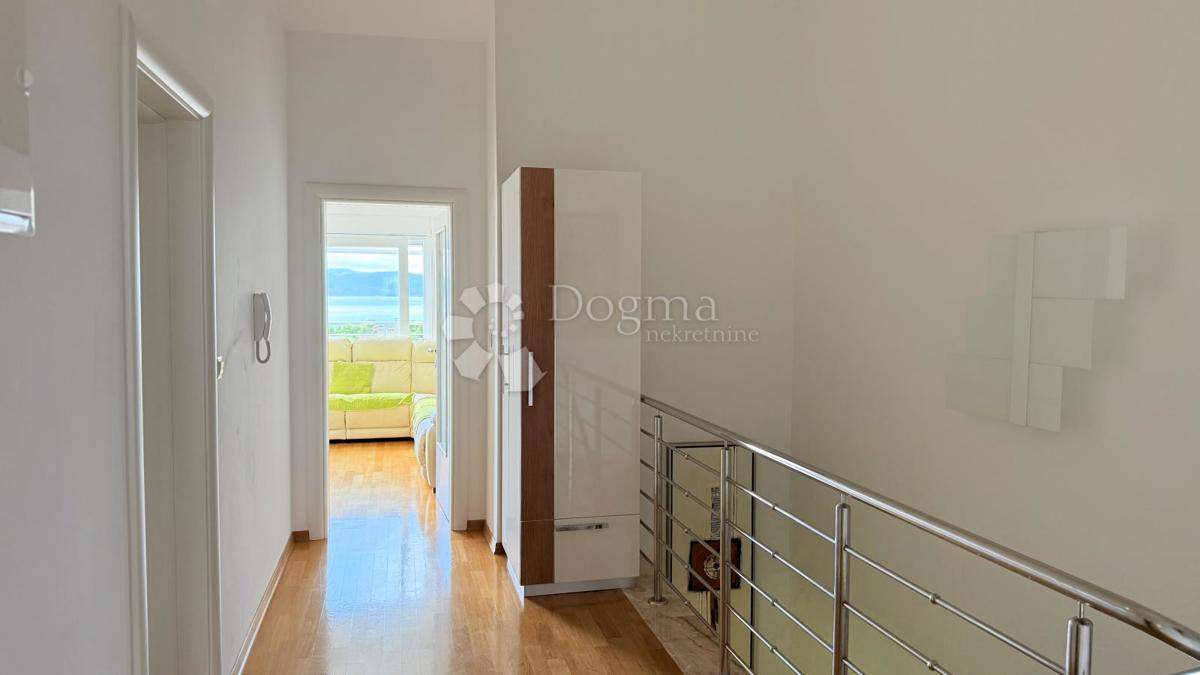 Stanovanje Baška Voda, 135,96m2