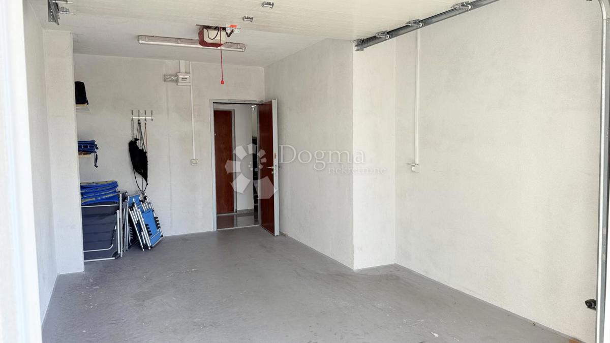 Stanovanje Baška Voda, 135,96m2