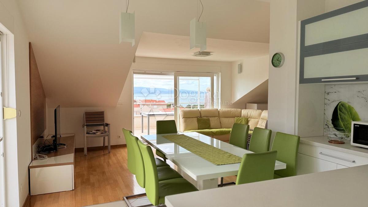 Stanovanje Baška Voda, 135,96m2