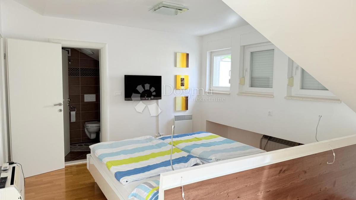 Stanovanje Baška Voda, 135,96m2