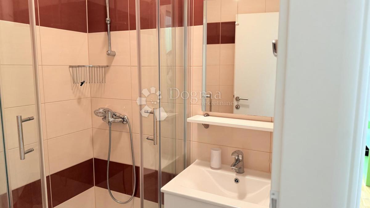 Stanovanje Baška Voda, 135,96m2