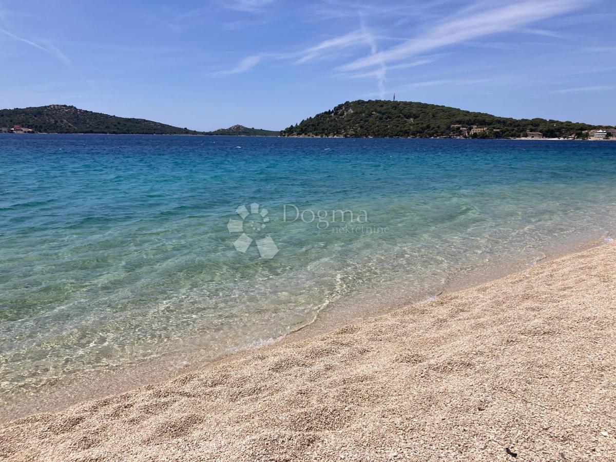 Lux Apartma Ražanj, Rogoznica