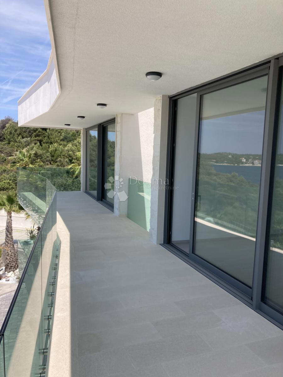 Lux Apartma Ražanj, Rogoznica