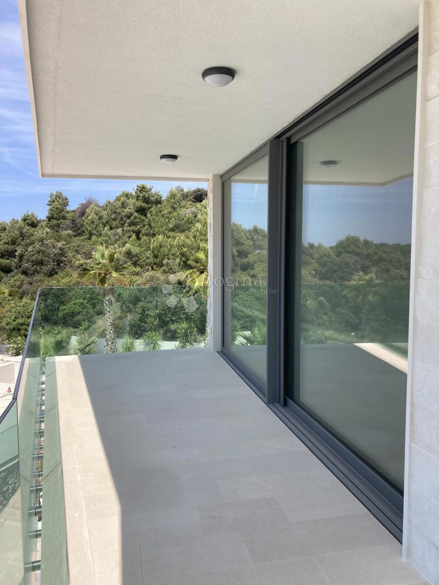 Lux Apartma Ražanj, Rogoznica