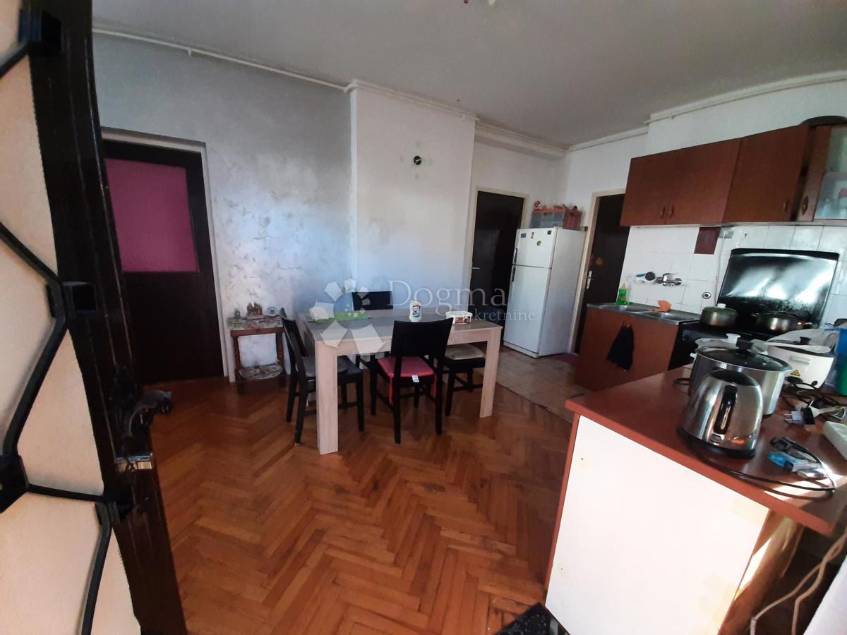 Hiša Dubec, Gornja Dubrava, 300m2