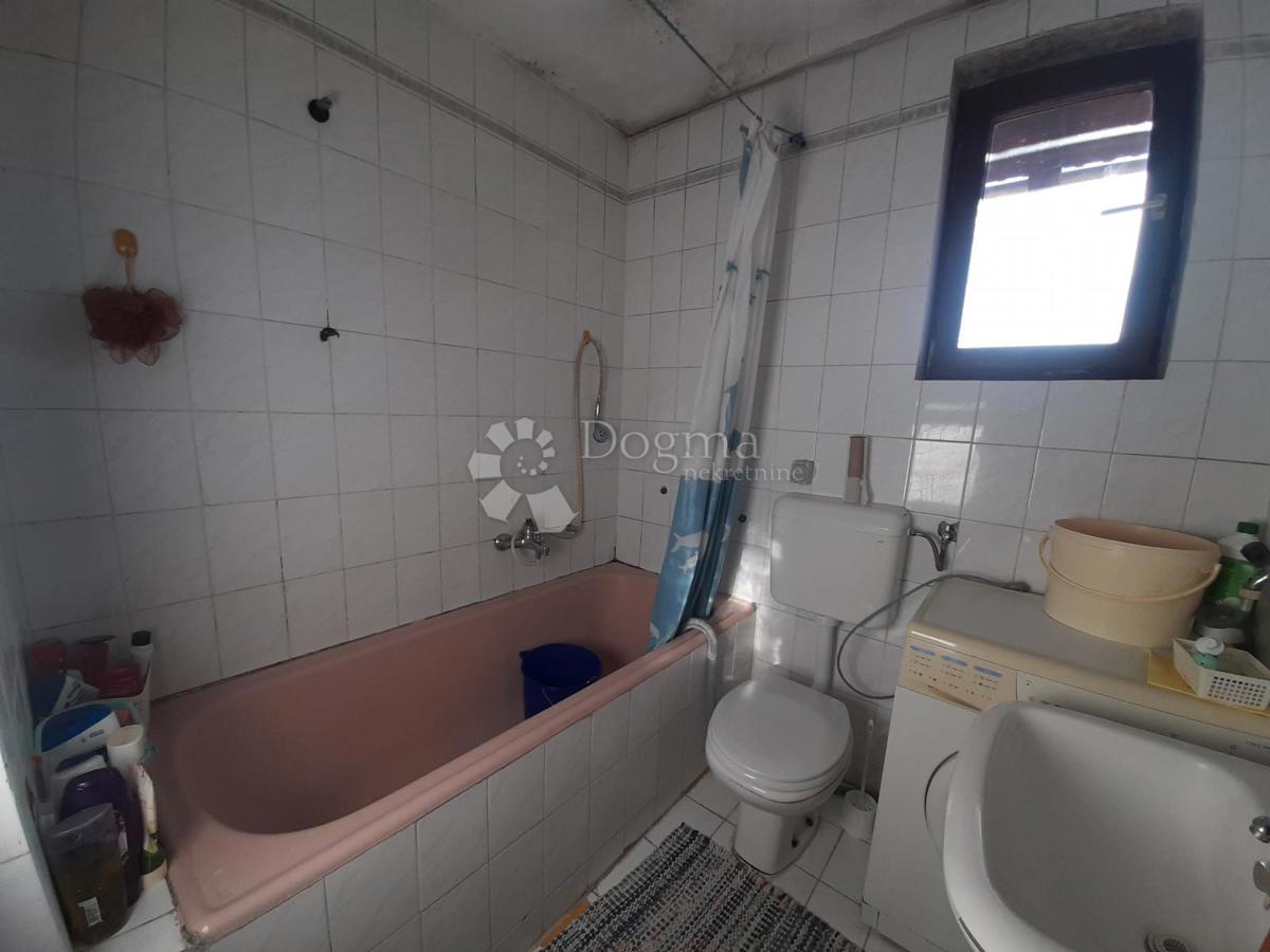 Hiša Dubec, Gornja Dubrava, 300m2