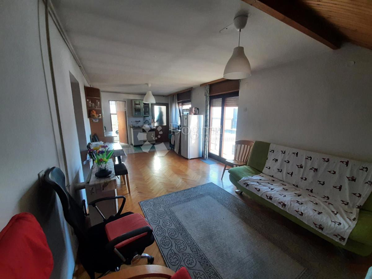 Hiša Dubec, Gornja Dubrava, 300m2