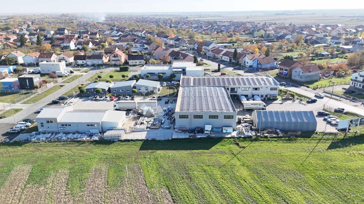 Poslovni prostor Tenja, Osijek - Okolica, 3.750m2
