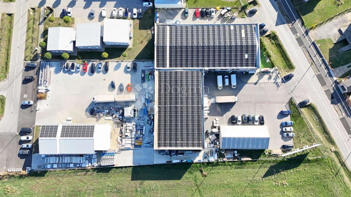 Poslovni prostor Tenja, Osijek - Okolica, 3.750m2