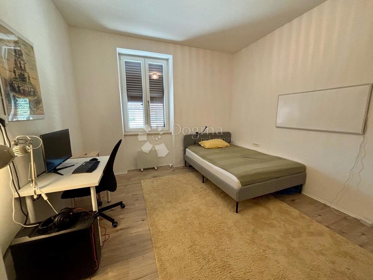 Novo prenovljeno stanovanje v središču Pulja - 2 minuti od Arene