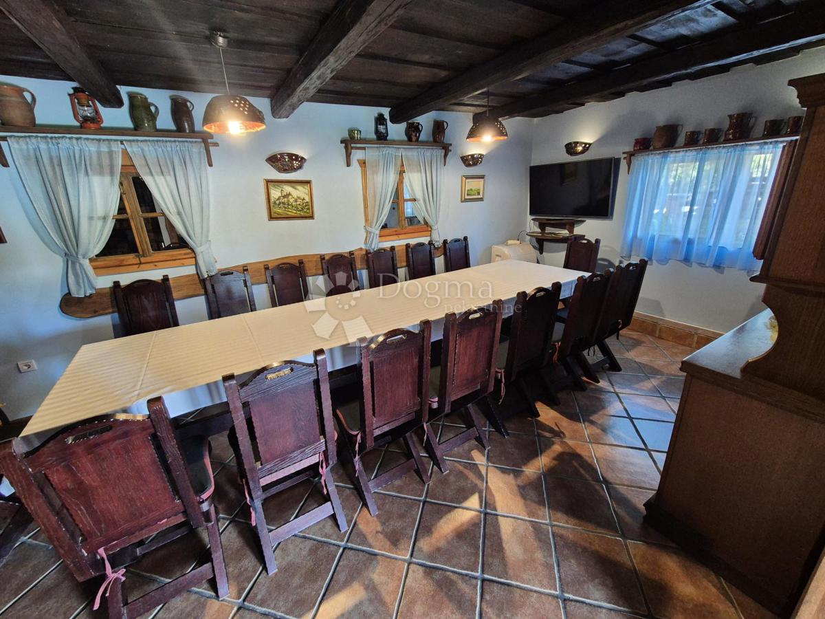 Hiša Gorkovec, Klanjec, 220m2