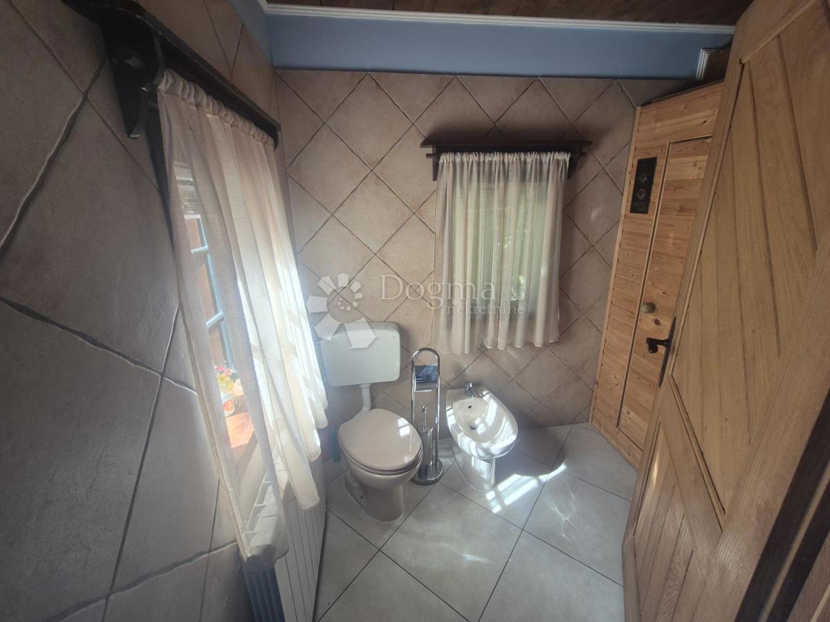 Hiša Gorkovec, Klanjec, 220m2