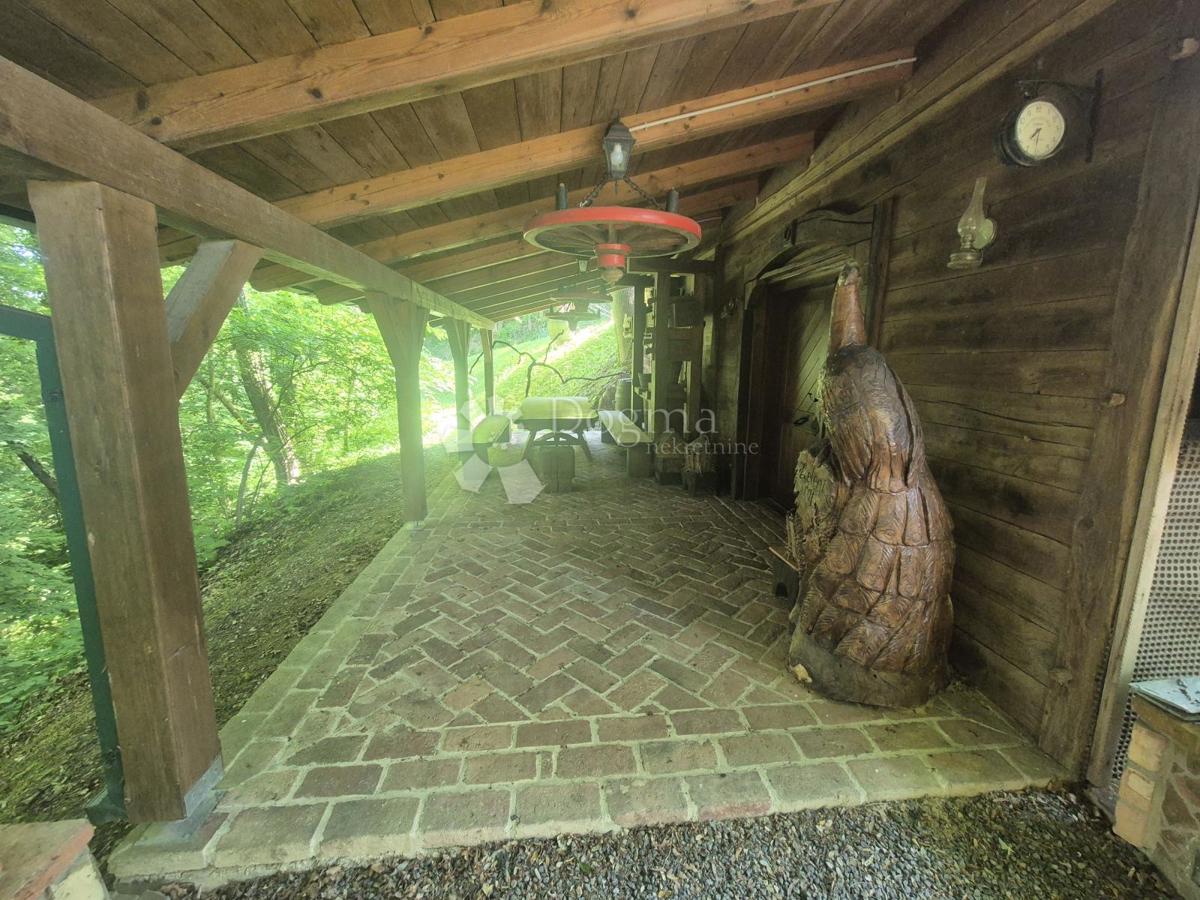 Hiša Gorkovec, Klanjec, 220m2