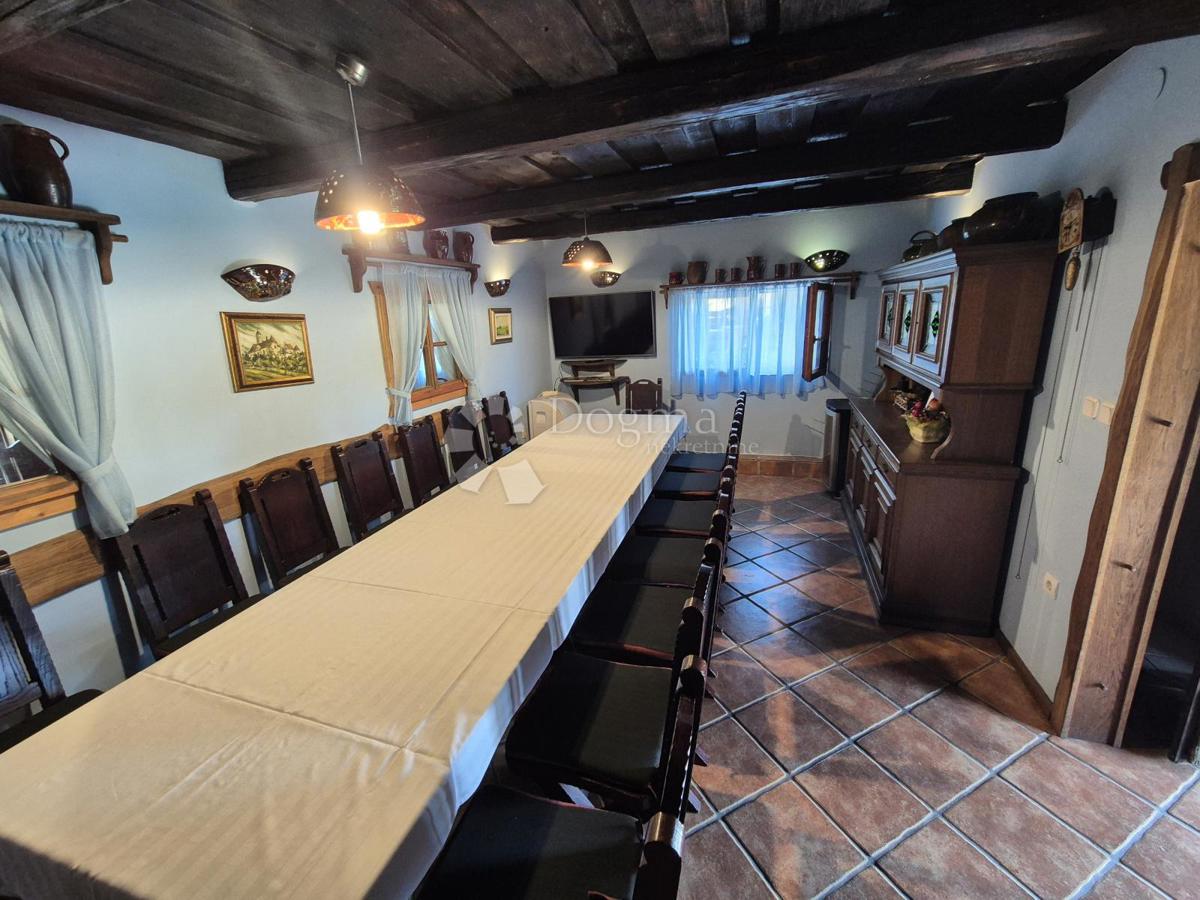 Hiša Gorkovec, Klanjec, 220m2