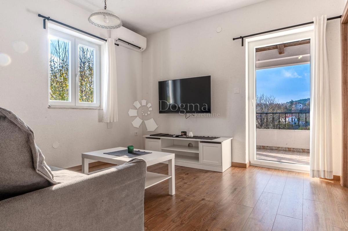 Hiša Cerovlje, 70m2