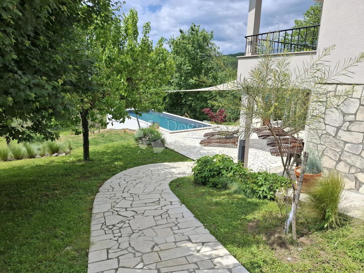 Hiša Cerovlje, 70m2