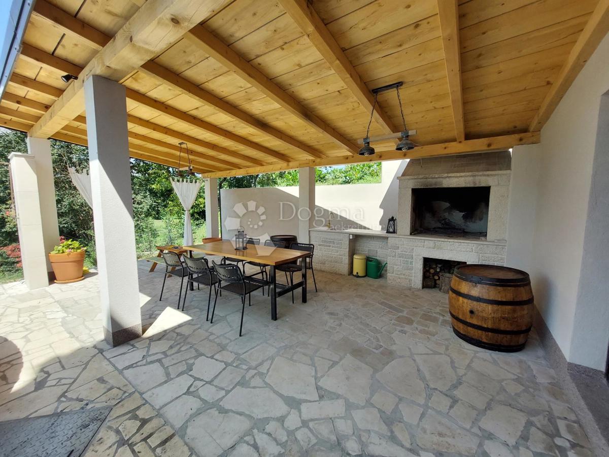 Hiša Cerovlje, 70m2