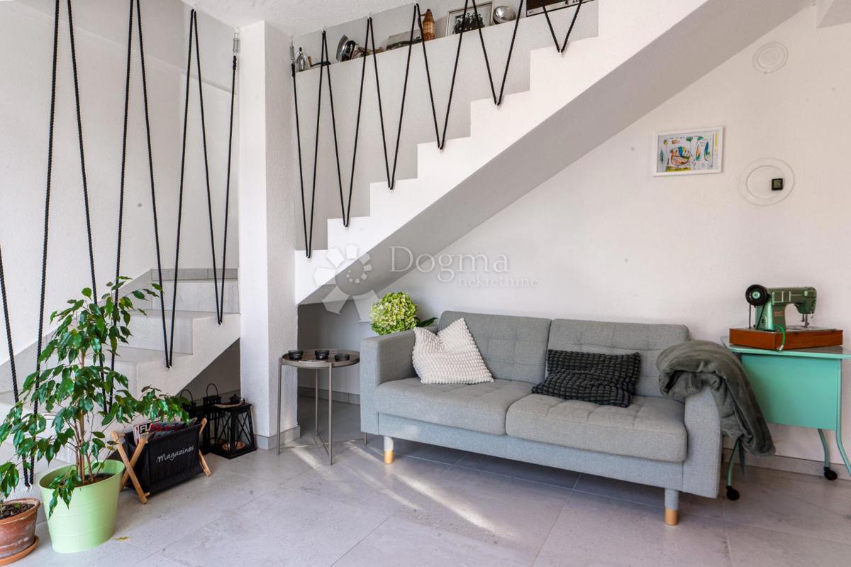 Hiša Cerovlje, 70m2