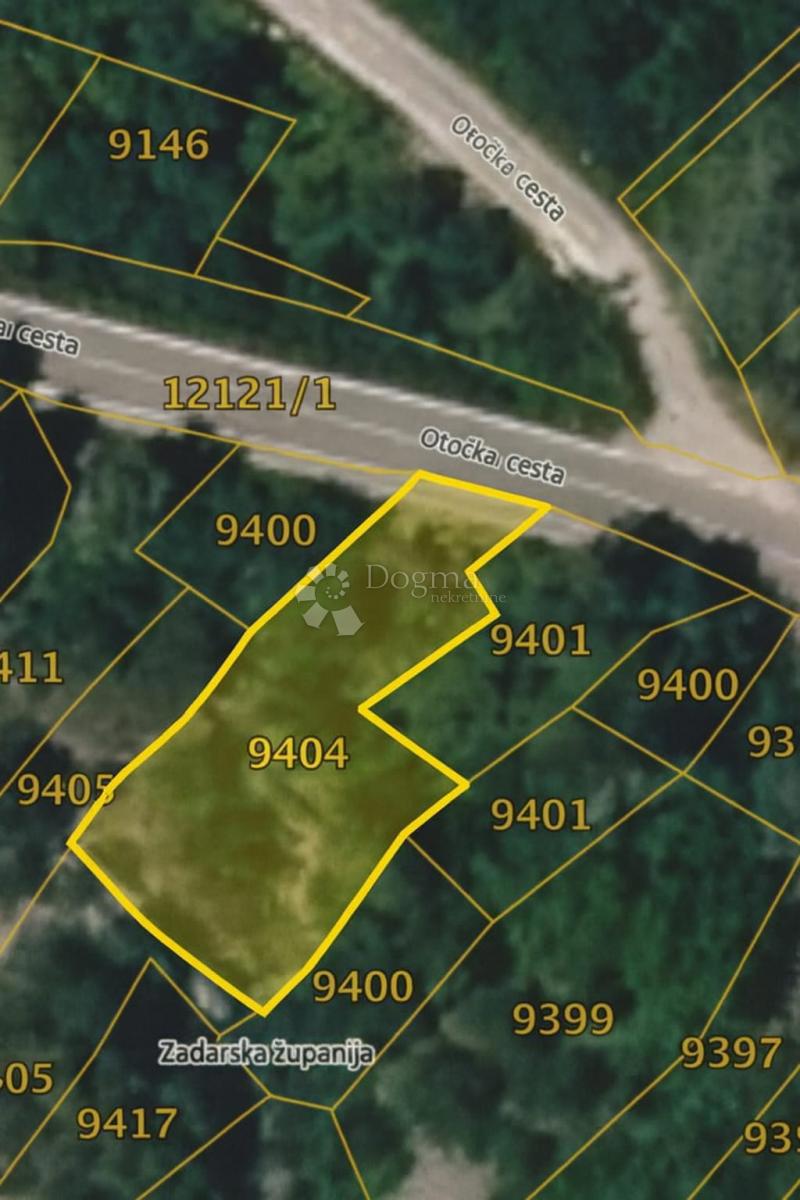 Zazidljivo zemljišče Kali, 558m2