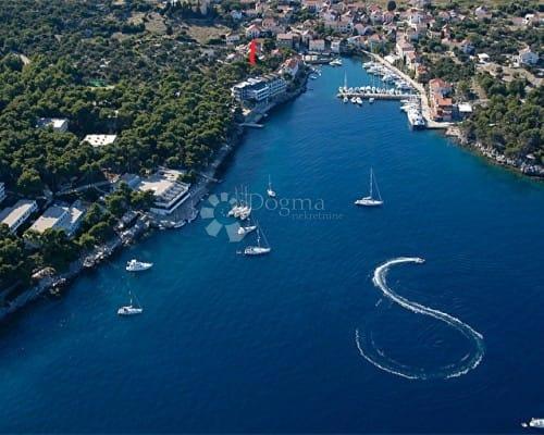 Zemljišče Dugi otok Božava 50m od morja