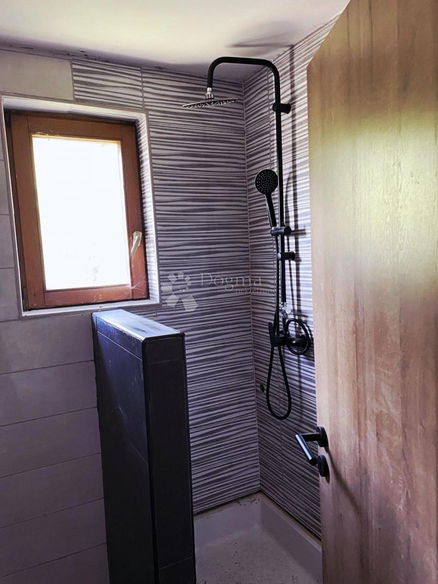 Hiša Svetičko Hrašće, Ozalj, 130m2