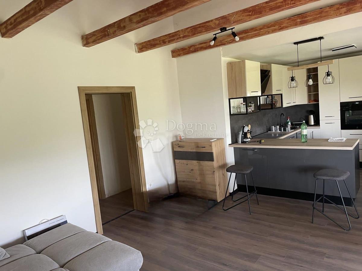 Hiša Svetičko Hrašće, Ozalj, 130m2