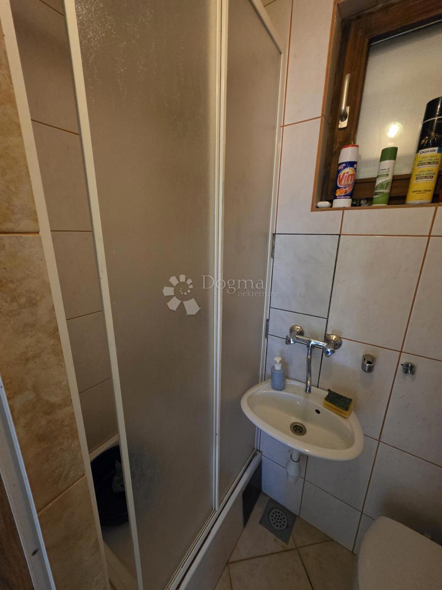 Hiša Vinica Breg, Vinica, 85m2