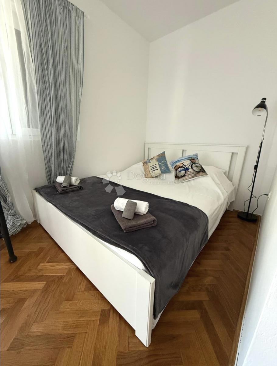 Hiša Ugljan, Preko, 616,12m2