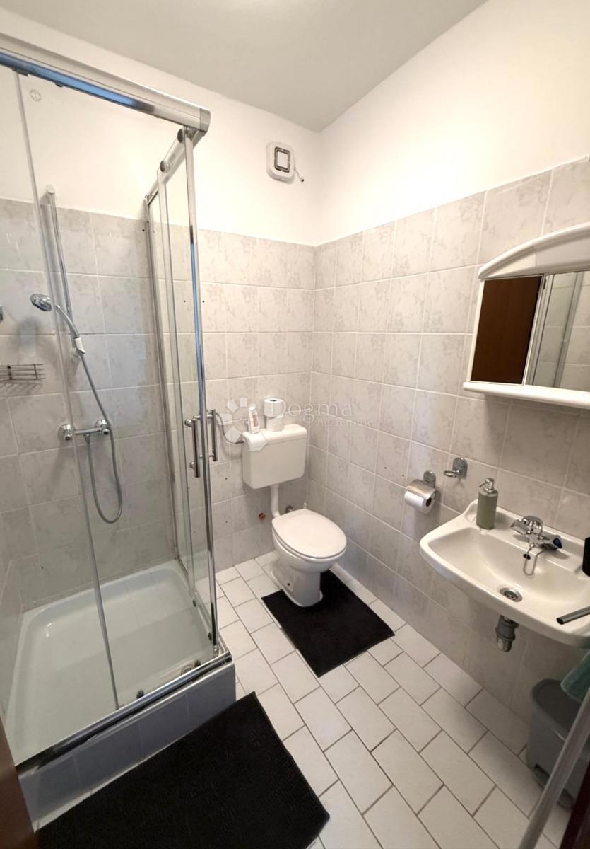 Hiša Ugljan, Preko, 616,12m2