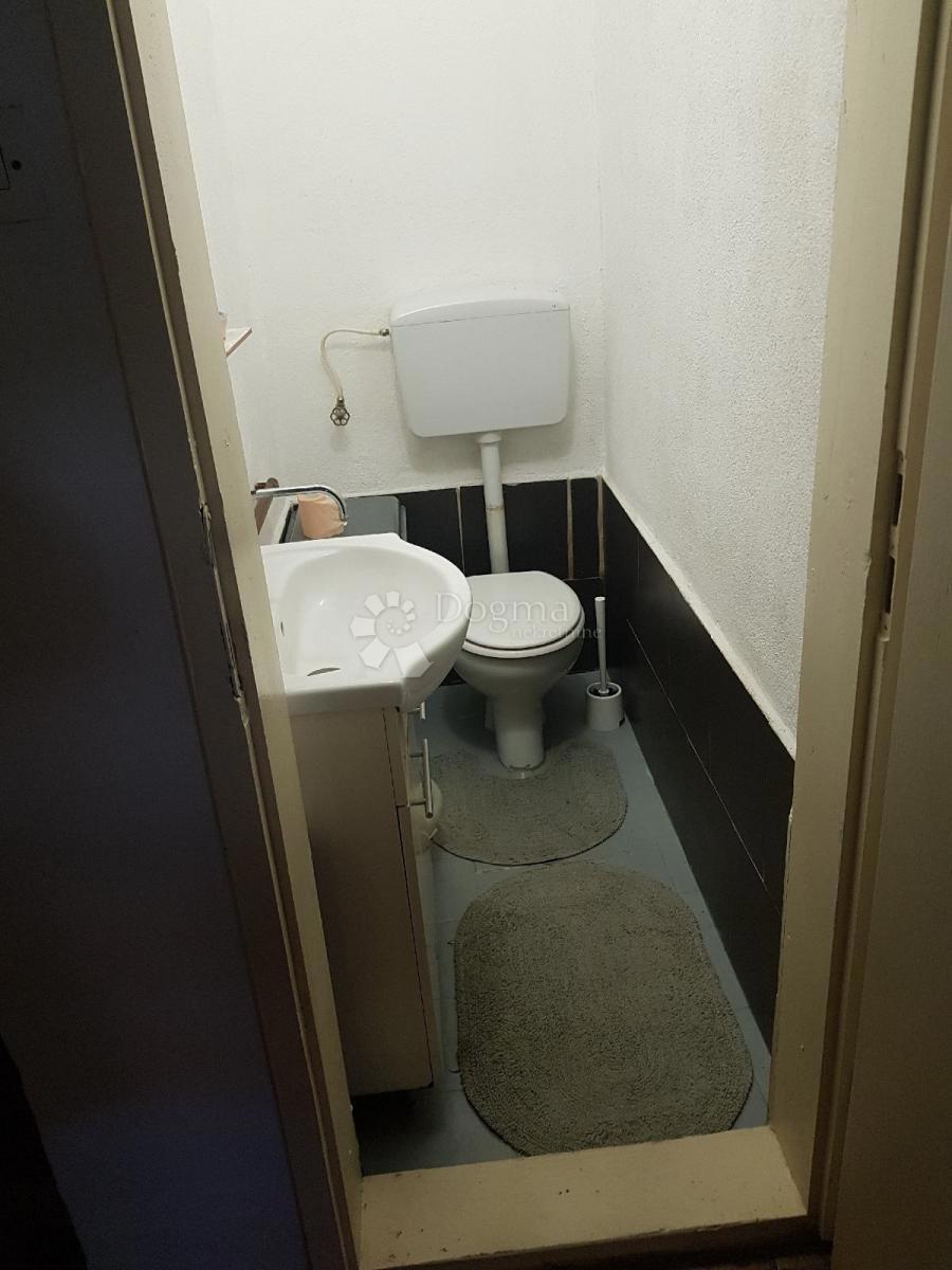 Hiša Sarvaš, Osijek - Okolica, 280m2