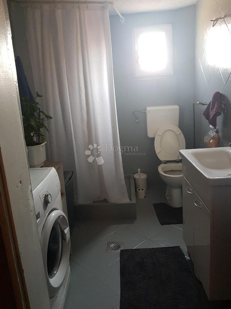 Hiša Sarvaš, Osijek - Okolica, 280m2