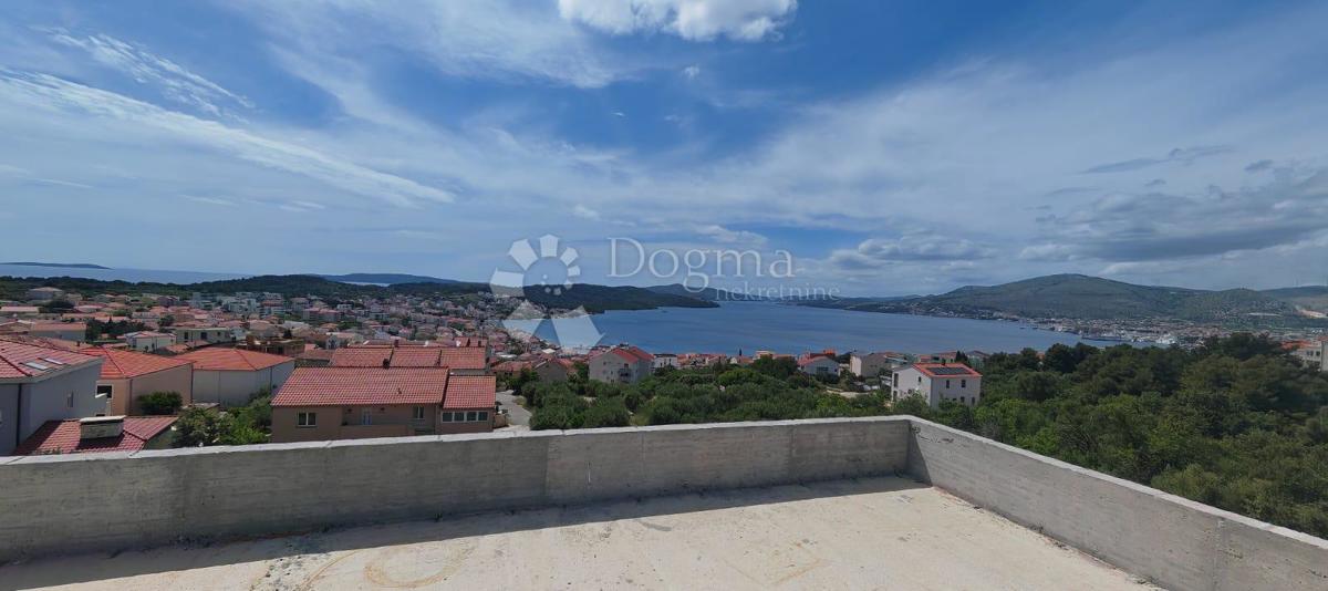 Stanovanje Čiovo, Trogir, 162,56m2