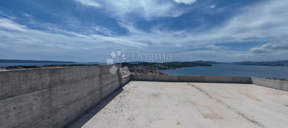 Stanovanje Čiovo, Trogir, 162,56m2