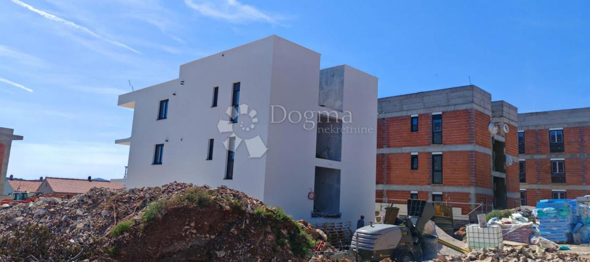 Stanovanje Čiovo, Trogir, 162,56m2