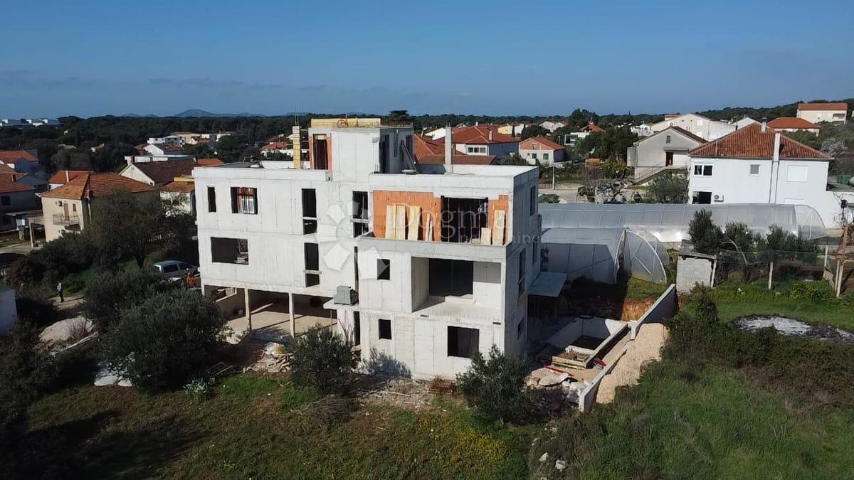 Stanovanje Pakoštane, 71,80m2