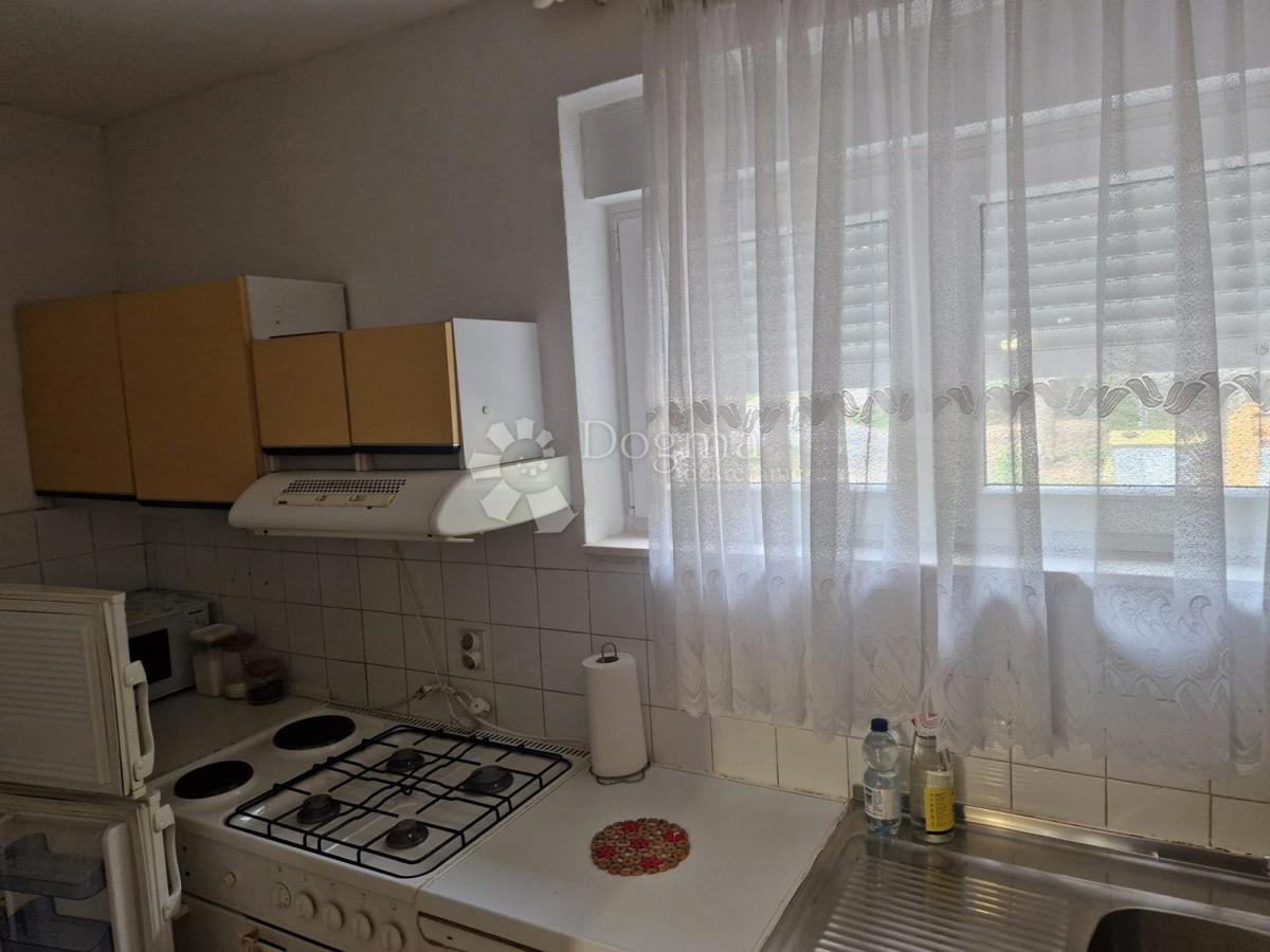 Stanovanje Trogir, 66,93m2