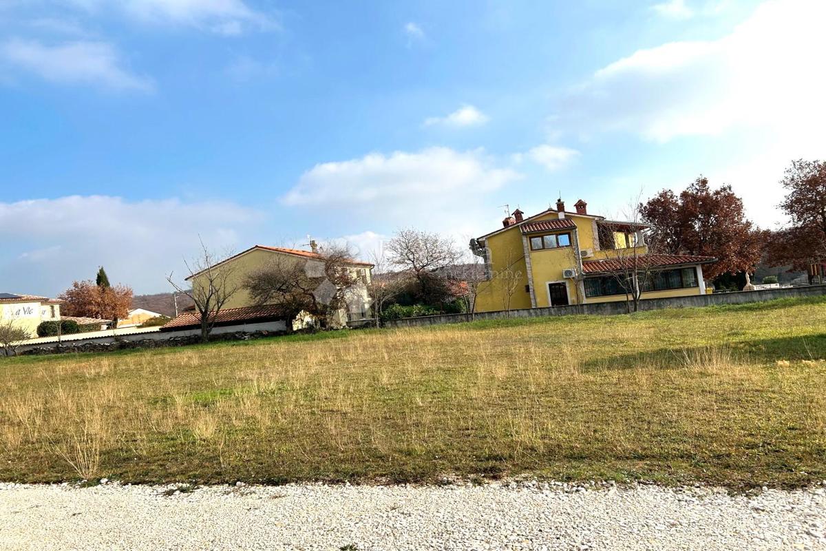 Zazidljivo zemljišče Vodnjan, 939m2