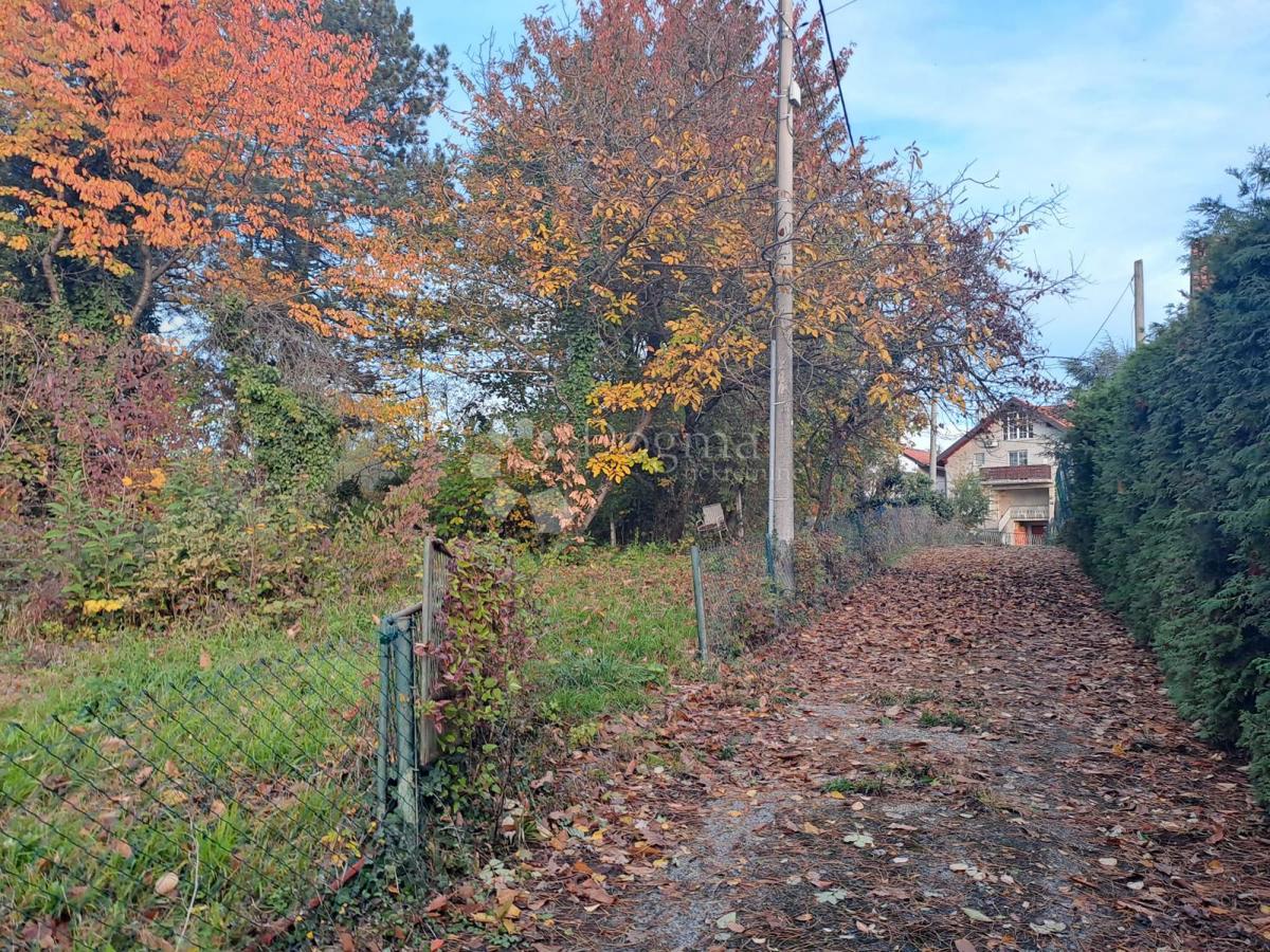 Zazidljivo zemljišče Susedgrad, Podsused - Vrapče, 640m2