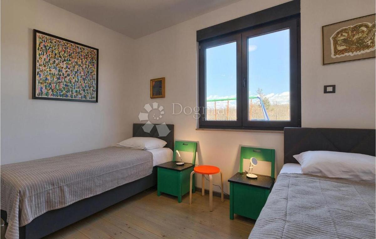 Hiša Svetvinčenat, 100m2