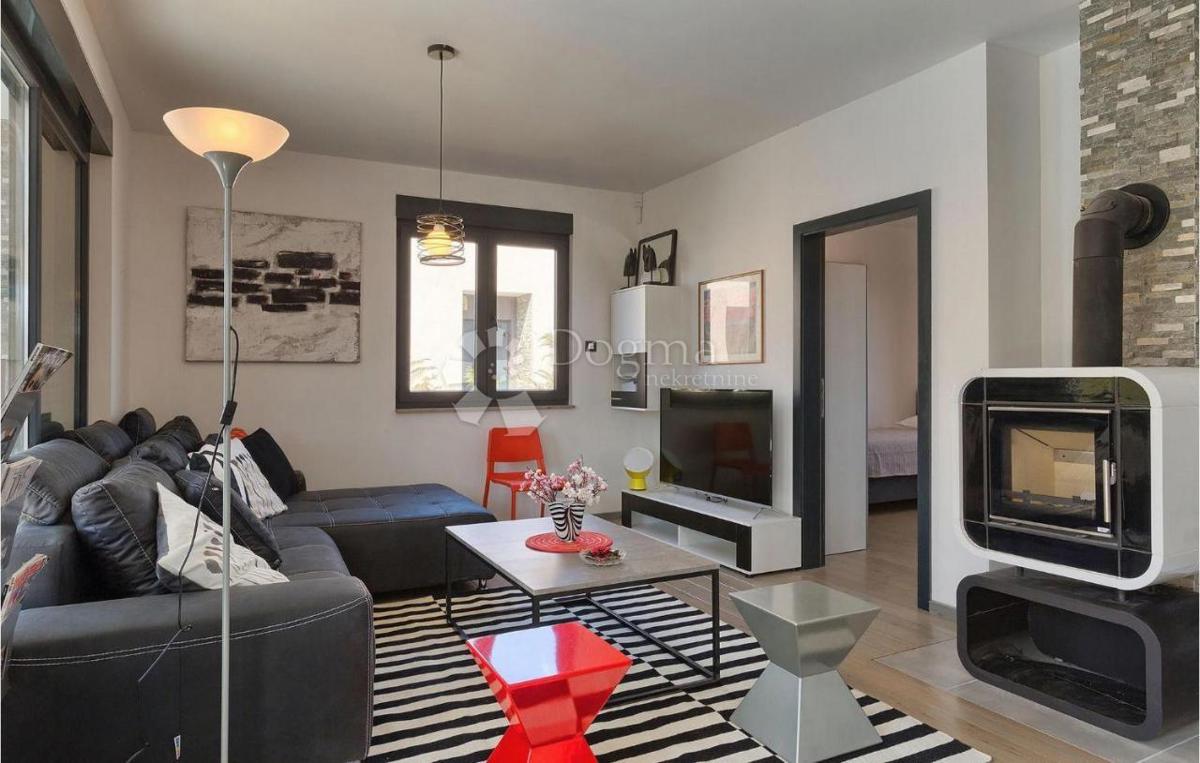 Hiša Svetvinčenat, 100m2