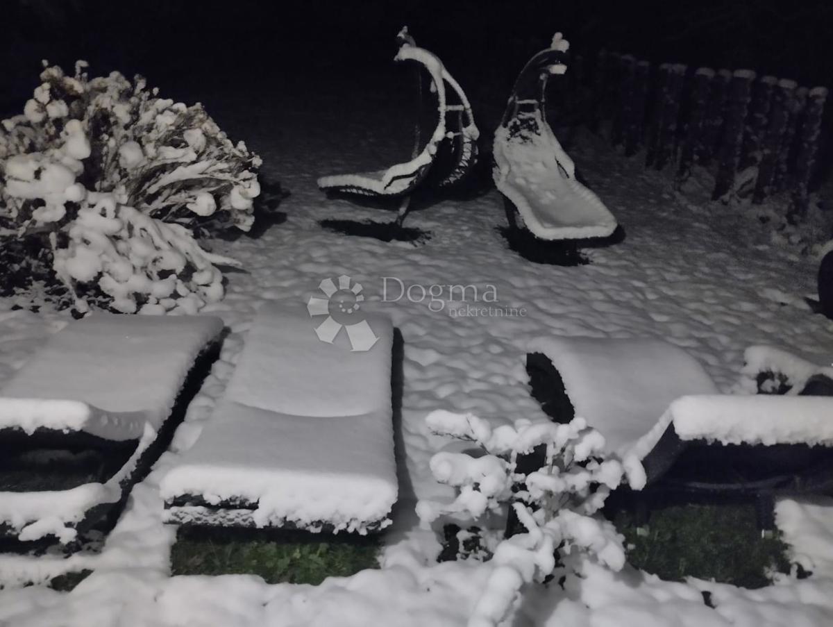 Hiša Grbajel, Delnice, 100m2