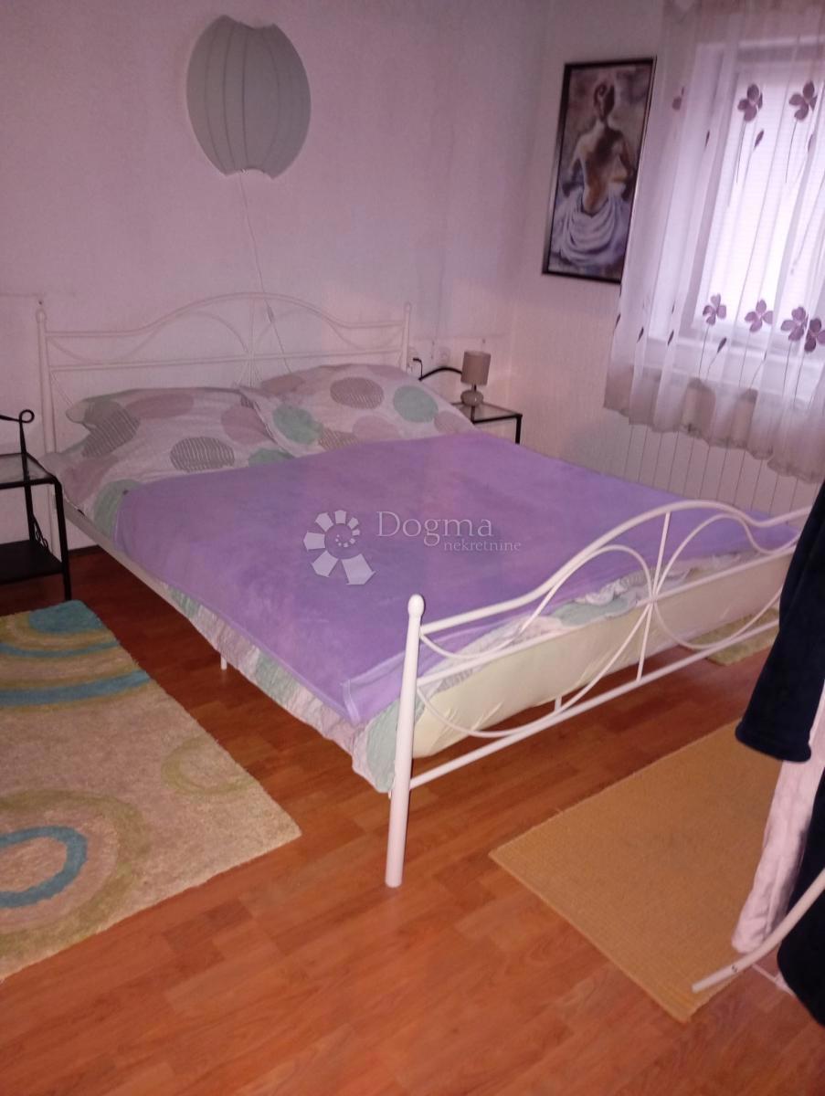 Hiša Grbajel, Delnice, 100m2