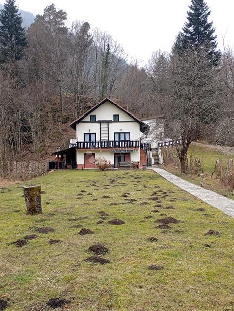 Hiša Grbajel, Delnice, 100m2